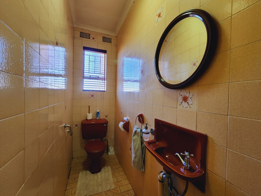 4 Bedroom Property for Sale in Heilige Akker North West